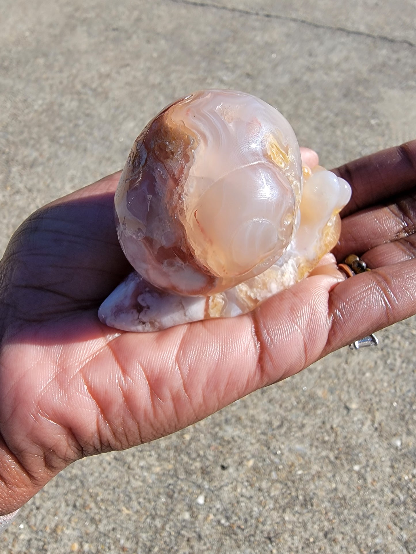 Flower Agate Snail Carving