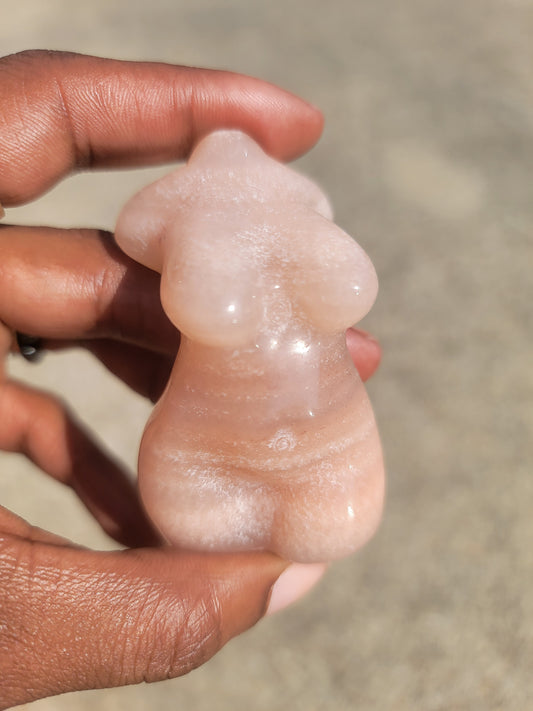 Peach Aventurine Curvy Goddess Body