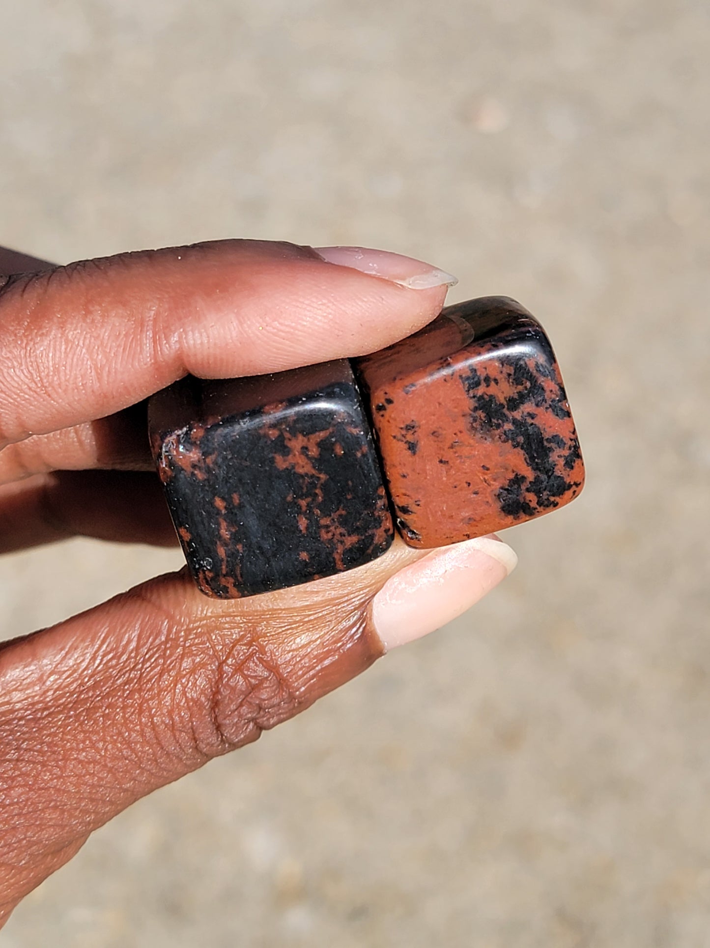 Mahogany Obsidian Cube