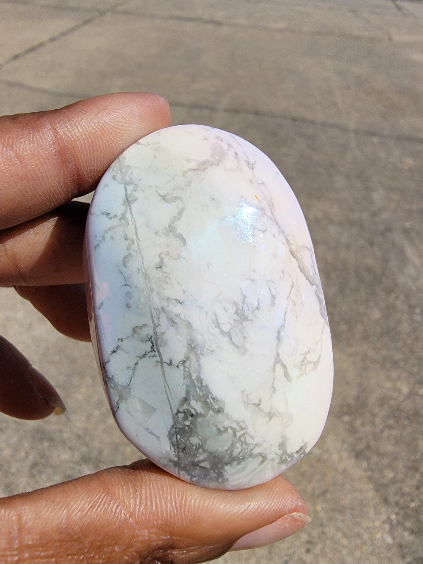 Aura Coated Howlite Palm Stone