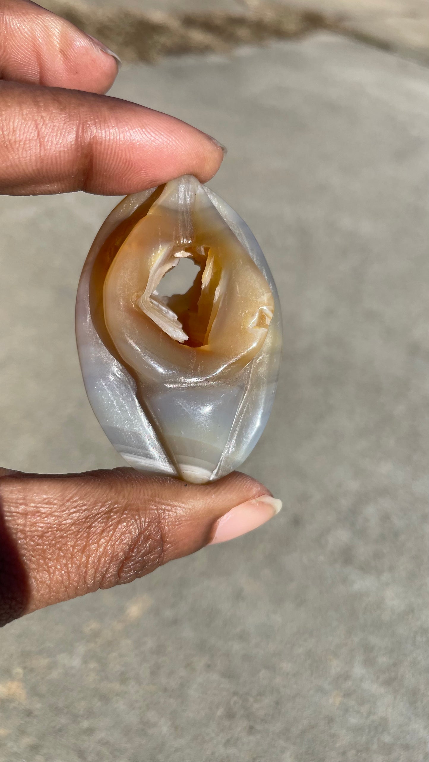 Agate Yoni